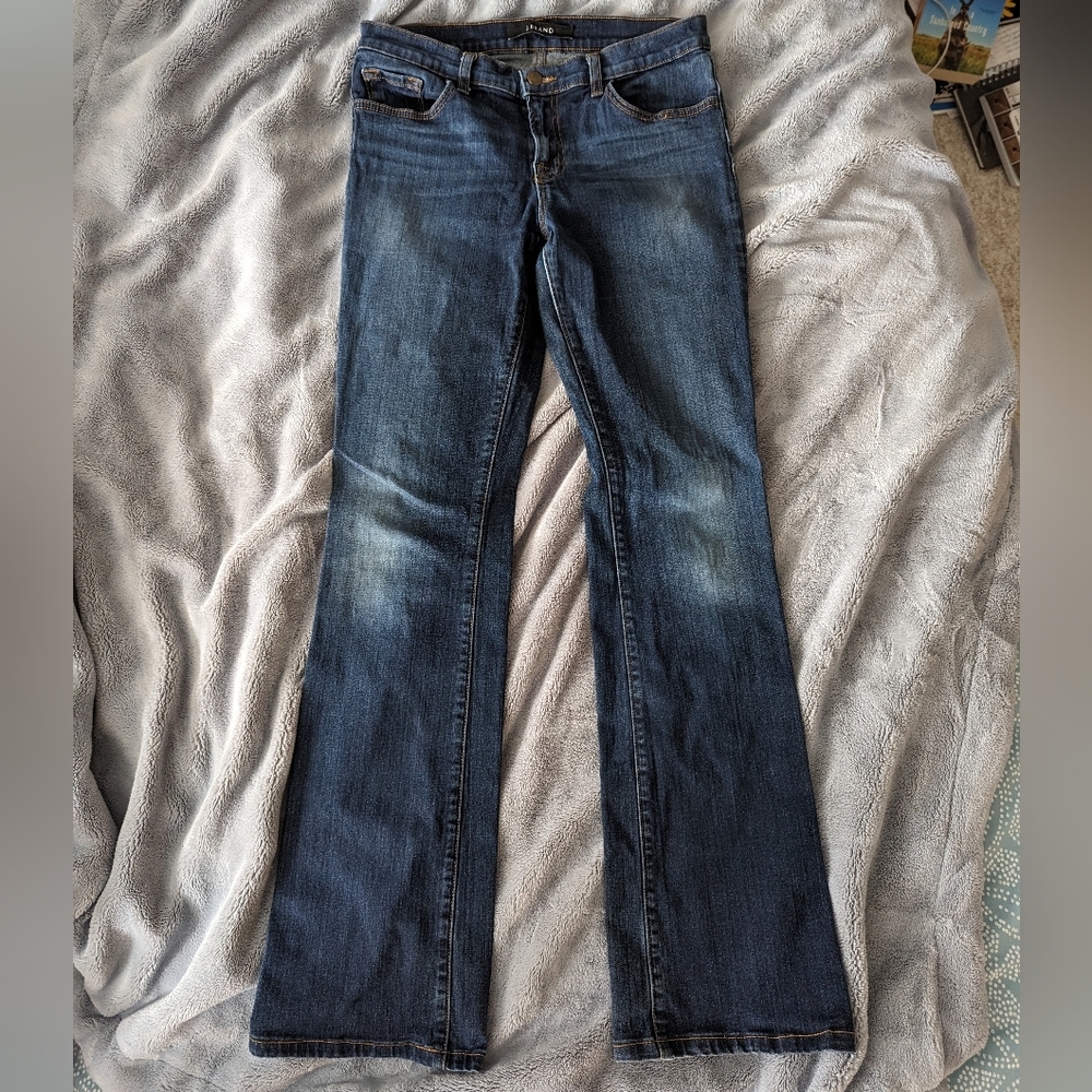 J Brand Veruca Slim Boot Cut‎ Jeans
